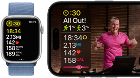 Un Apple Watch che mostra i parametri di un allenamento e un allenamento Apple Fitness+ in corso, sul display di un iPhone