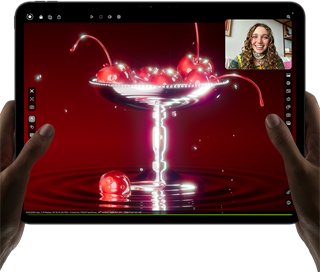 Un iPad Pro che mostra un gioco ad alte prestazioni in SharePlay