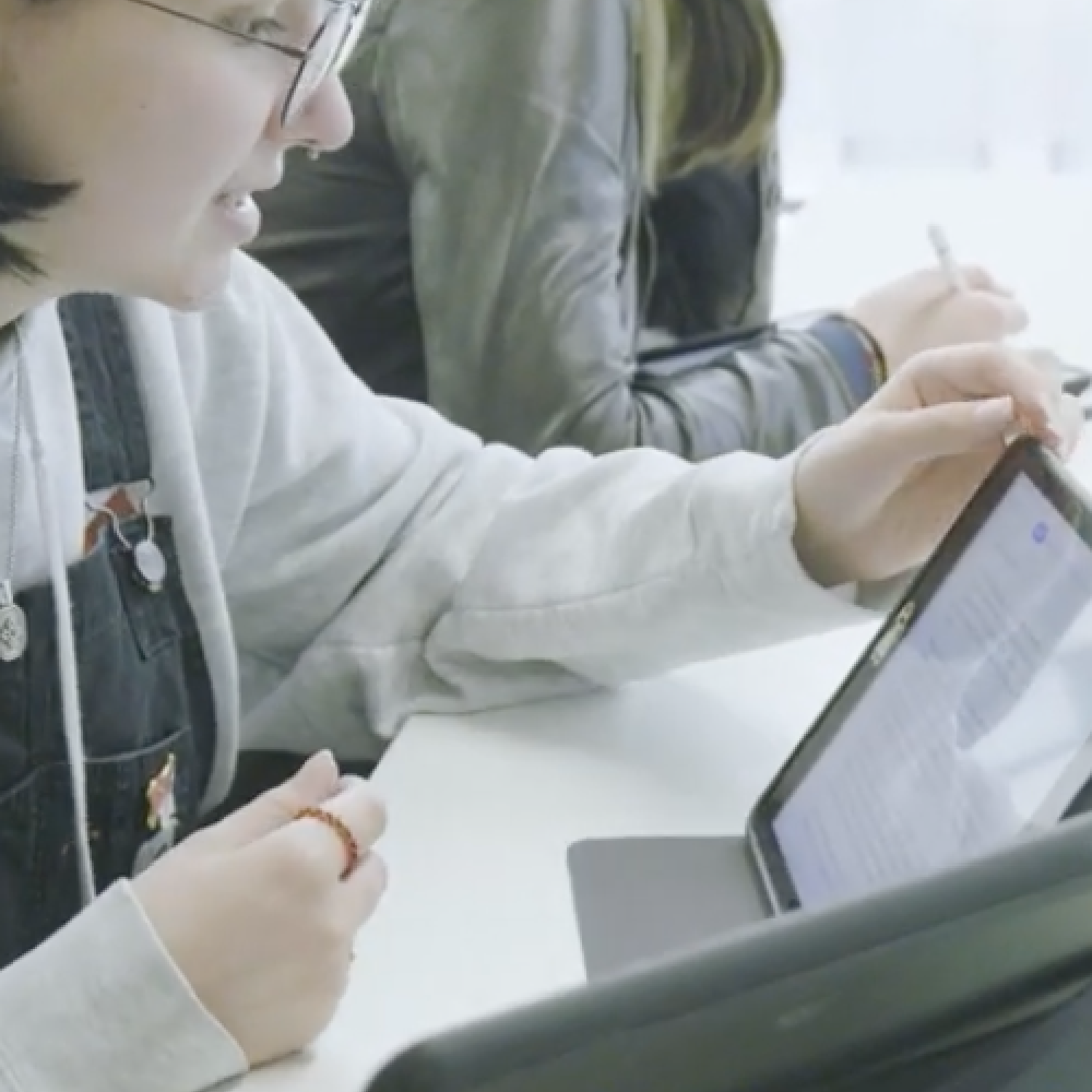 Quoi de mieux qu'une vidéo pour montrer comment l'iPad est utilisé en classe